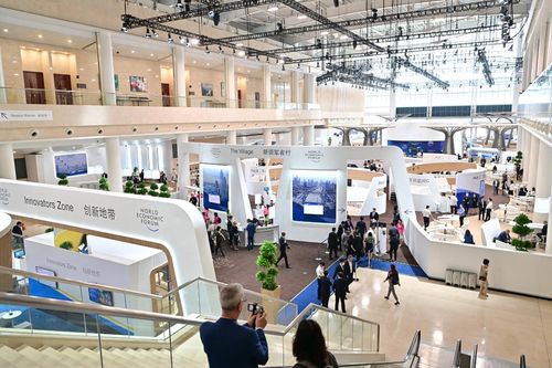 從新能源行業優勢到產業系統優勢 專訪方莉解讀夏季達沃斯觀點