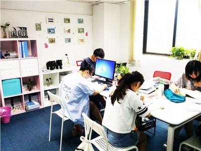 武漢如何申請美國高中留學(xué),美國高中留學(xué)指南,美國高中留學(xué)咨詢,武教國際留學(xué)圖片|武漢如何申請美國高中留學(xué),美國高中留學(xué)指南,美國高中留學(xué)咨詢,武教國際留學(xué)產(chǎn)品圖片由武漢教育國際交流合作中心公司生產(chǎn)提供-